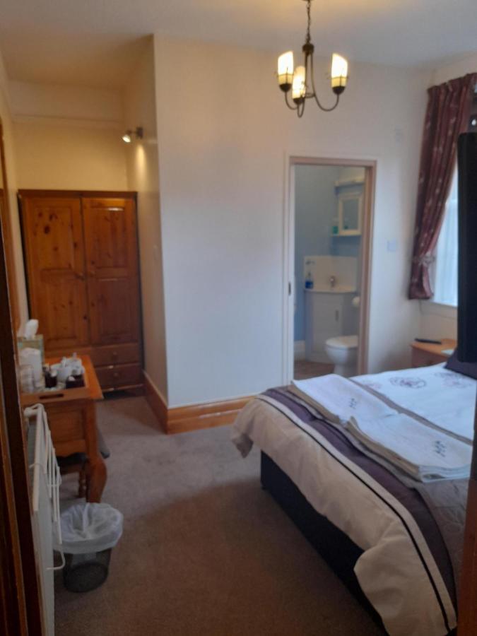 يستون Home From Home Guesthouse المظهر الخارجي الصورة