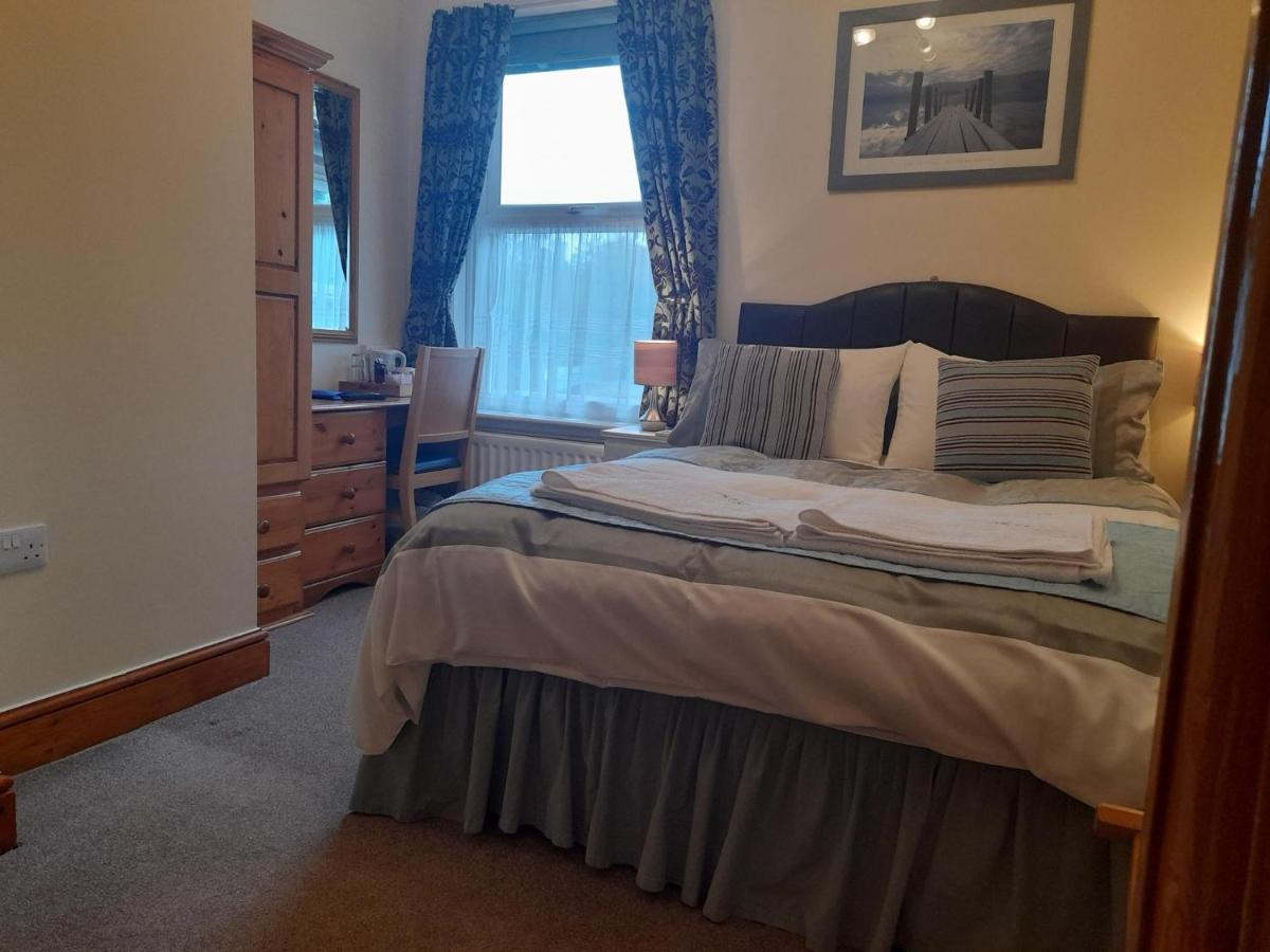 يستون Home From Home Guesthouse المظهر الخارجي الصورة