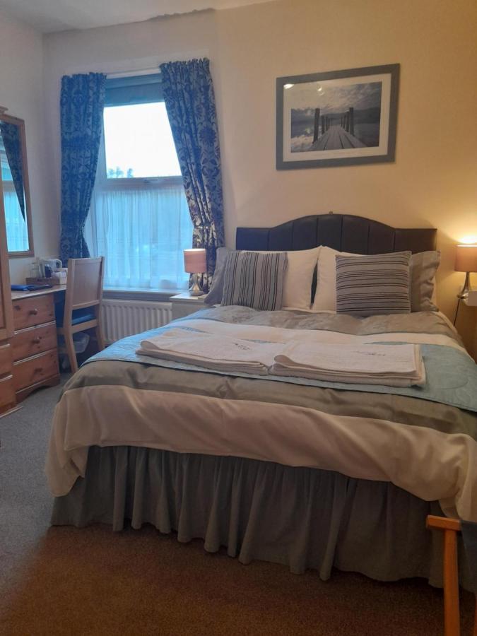 يستون Home From Home Guesthouse المظهر الخارجي الصورة